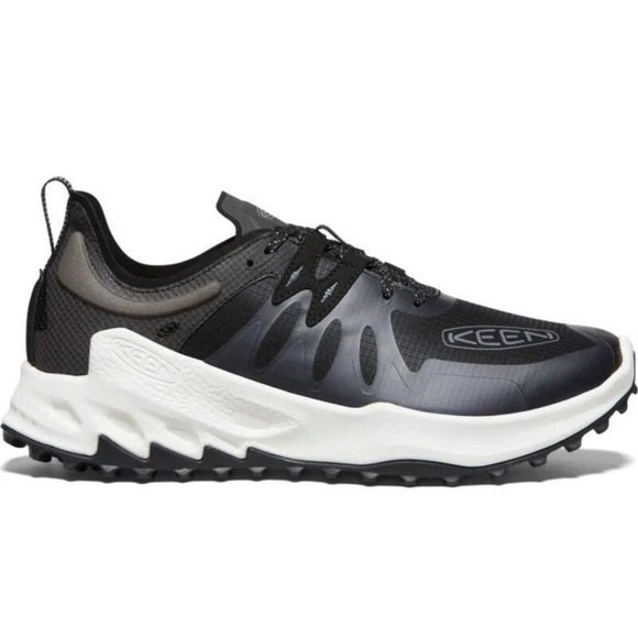Keen Black and White Trail Sneakers Sz 14 NEW - Picture 1 of 13